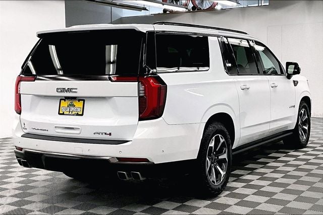 2025 GMC Yukon XL AT4 Ultimate 4x4 - Pano Roof - Htd/Cooled Massaging Leather