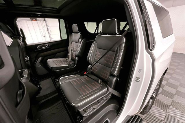 2025 GMC Yukon XL AT4 Ultimate 4x4 - Pano Roof - Htd/Cooled Massaging Leather