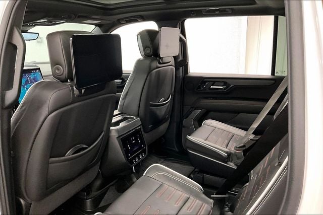 2025 GMC Yukon XL AT4 Ultimate 4x4 - Pano Roof - Htd/Cooled Massaging Leather