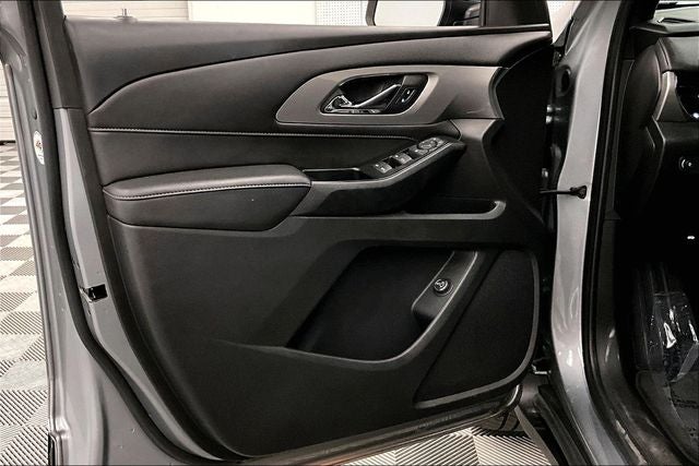 2023 Chevrolet Traverse LT Htd Seats-Remote Start-Blind Spot Monitor
