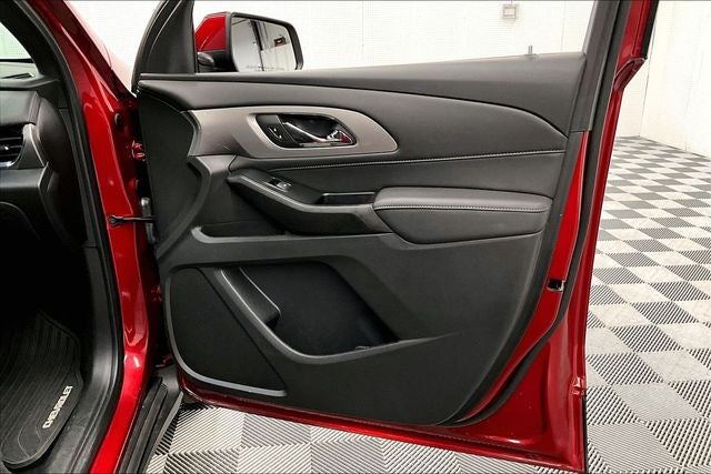 2023 Chevrolet Traverse LT Midnight/Sport Edition - Htd Seats - Remote Start