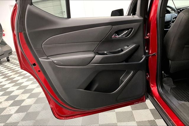 2023 Chevrolet Traverse LT Midnight/Sport Edition - Htd Seats - Remote Start