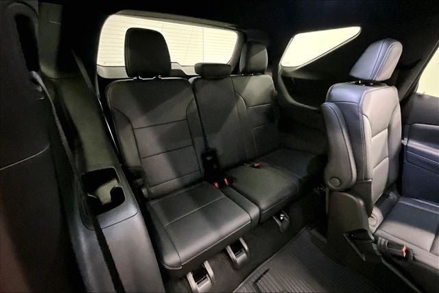 2025 Chevrolet Traverse LT Pano Roof - Adaptive Cruise - Htd Seats