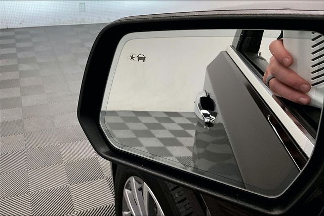 2023 Chevrolet Traverse Premier Dual Moonroof - Htd/Cooled Leather - 20'' Wheels