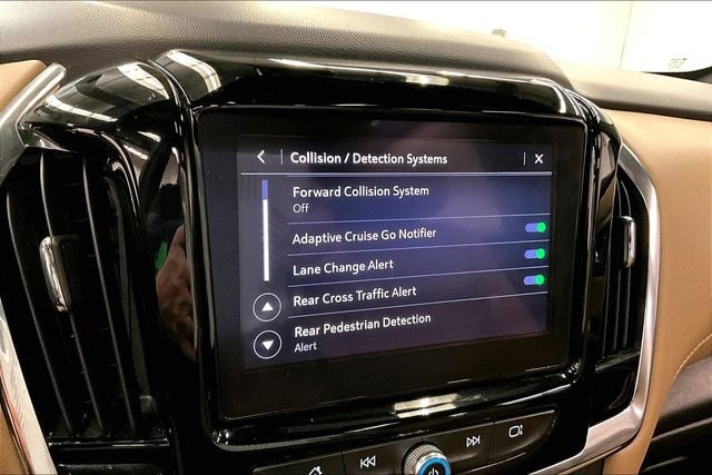 2023 Chevrolet Traverse Premier Dual Moonroof - Htd/Cooled Leather - 20'' Wheels