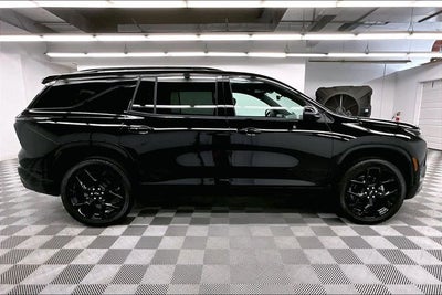 2025 Chevrolet Traverse RS