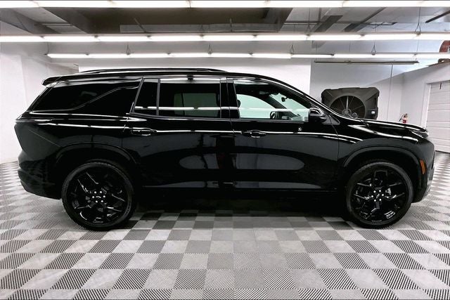 2025 Chevrolet Traverse RS