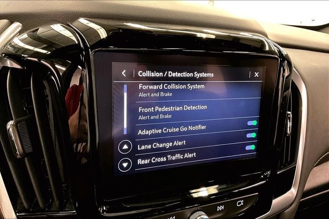 2023 Chevrolet Traverse Premier AWD - Redline Edition - Dual Moonroof