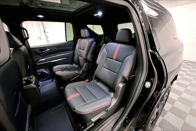 2025 Chevrolet Traverse RS