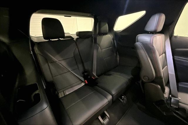2025 Chevrolet Traverse RS AWD-3RD Row