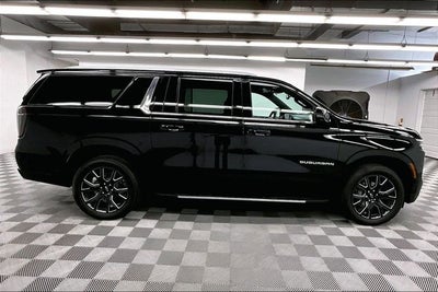 2025 Chevrolet Suburban LT 4x4 - Diesel - Pano Roof - Adaptive Cruise