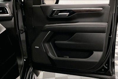 2025 Chevrolet Suburban LT 4x4 - Diesel - Pano Roof - Adaptive Cruise