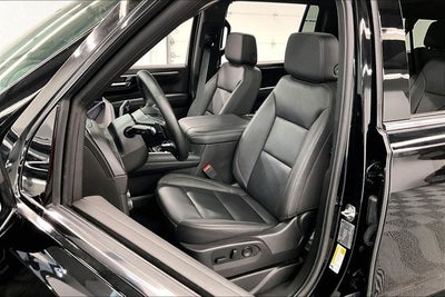 2025 Chevrolet Suburban LT 4x4 - Diesel - Pano Roof - Adaptive Cruise