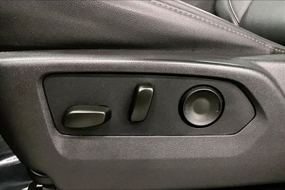 2025 Chevrolet Suburban LT 4x4 - Diesel - Pano Roof - Adaptive Cruise