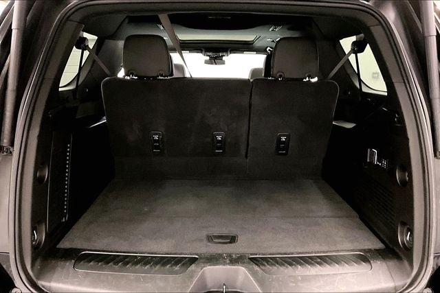 2025 Chevrolet Suburban LT 4x4 - Diesel - Pano Roof - Adaptive Cruise