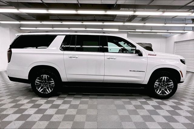 2025 Chevrolet Suburban Z71