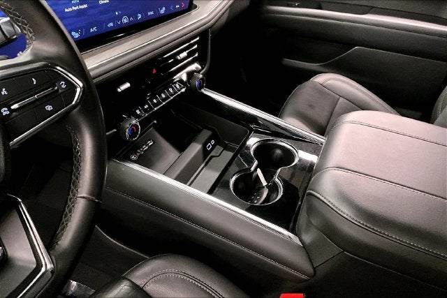 2025 Chevrolet Suburban Z71 4x4-Adaptive Cruise-Htd Seats-Remote Start