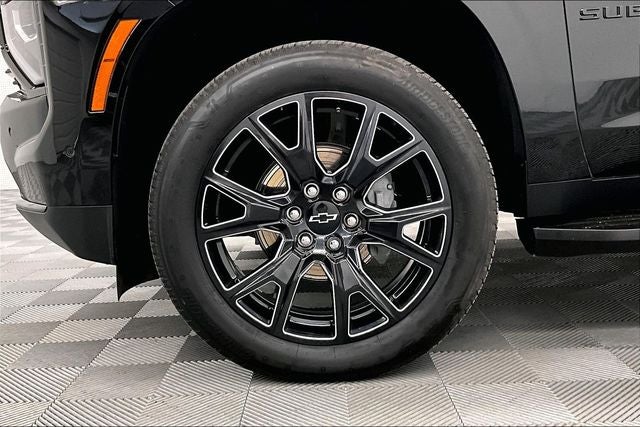 2025 Chevrolet Suburban RST