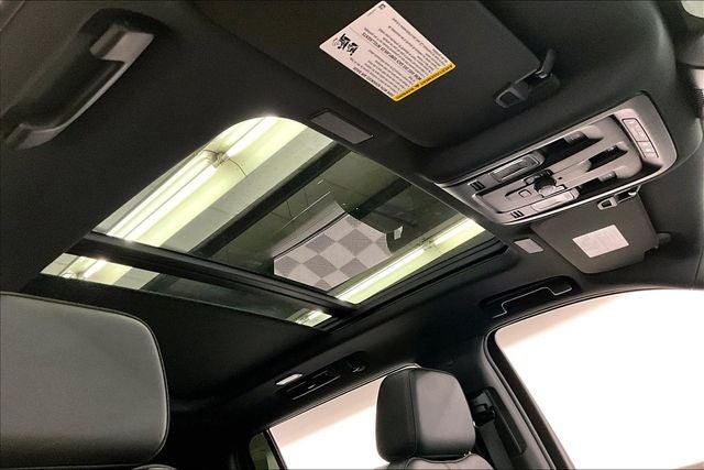 2025 Chevrolet Suburban RST 4x4 - Diesel - Pano Roof - Adaptive Cruise