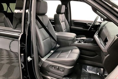 2025 Chevrolet Suburban RST