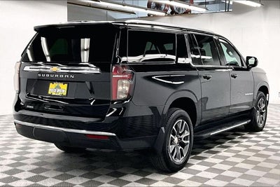 2023 Chevrolet Suburban LS 4x4-Diesel-Blind Spot Detection-20'' Wheels