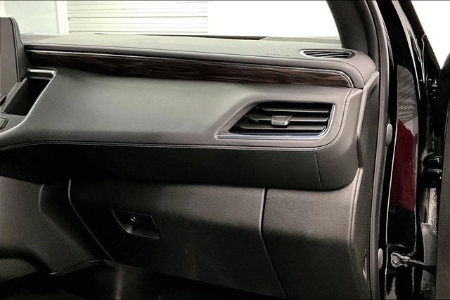 2023 Chevrolet Suburban LS 4x4-Diesel-Blind Spot Detection-20'' Wheels