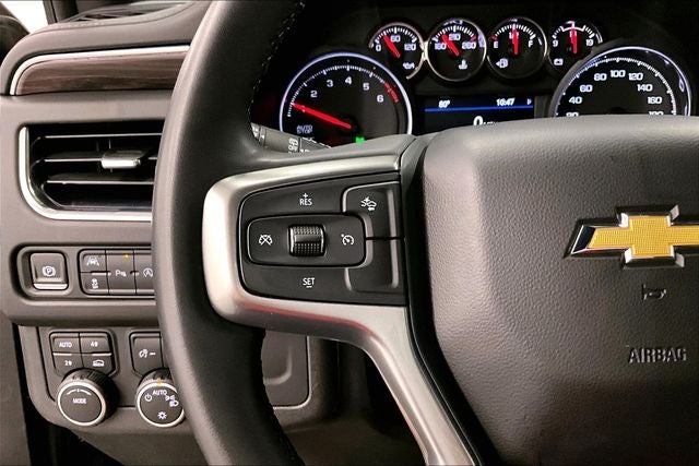 2023 Chevrolet Suburban LS 4x4-Diesel-Blind Spot Detection-20'' Wheels