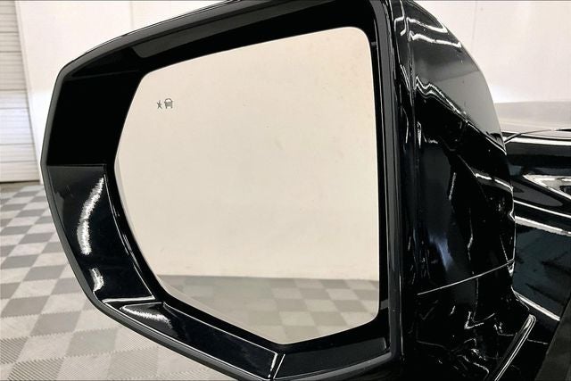 2023 Chevrolet Suburban LS 4x4-Diesel-Blind Spot Detection-20'' Wheels