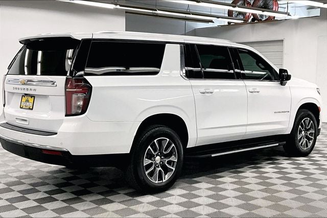 2024 Chevrolet Suburban LS 4X4