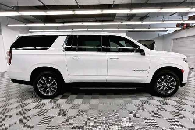 2024 Chevrolet Suburban LS 4X4