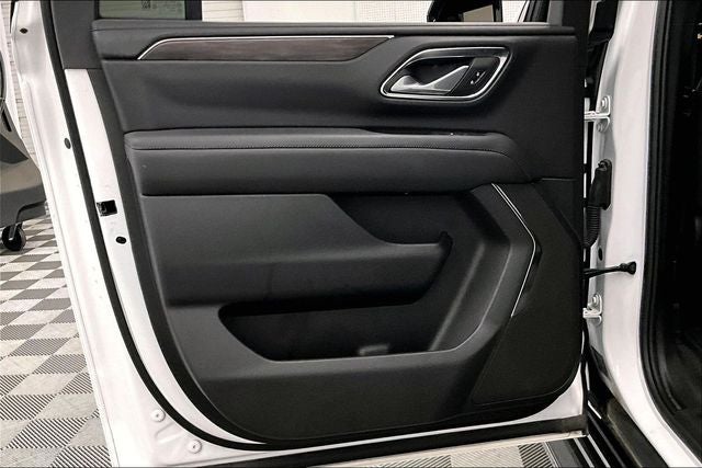 2024 Chevrolet Suburban LS 4X4