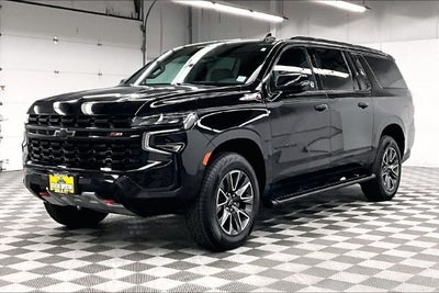 2023 Chevrolet Suburban Z71 4X4-Pano Roof