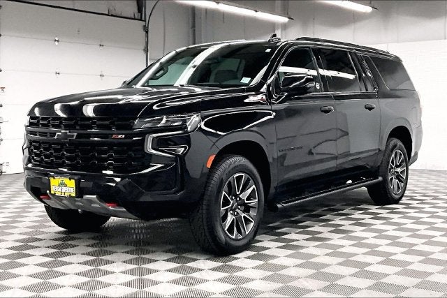 2023 Chevrolet Suburban Z71 4X4-Pano Roof