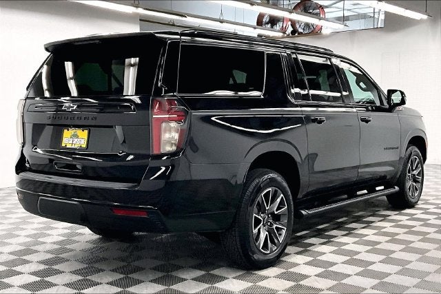 2023 Chevrolet Suburban Z71 4X4-Pano Roof