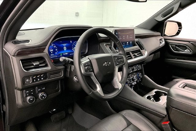 2023 Chevrolet Suburban Z71 4X4-Pano Roof