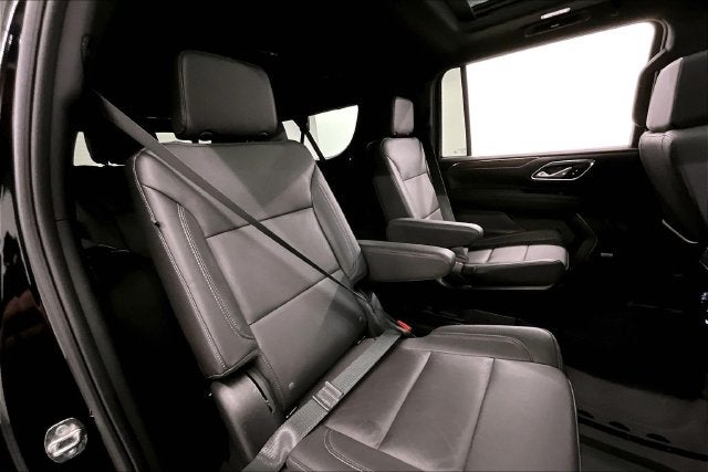 2023 Chevrolet Suburban Z71 4X4-Pano Roof
