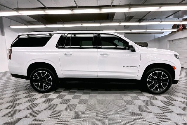 2024 Chevrolet Suburban RST 4x4-Pano Roof-Adaptive Cruise-Htd Leather