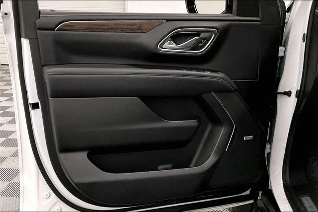 2023 Chevrolet Suburban Premier 4x4 - Htd/Cooled Leather - Blind Spot Detection