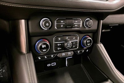 2023 Chevrolet Suburban Premier 4x4 - Htd/Cooled Leather - Blind Spot Detection