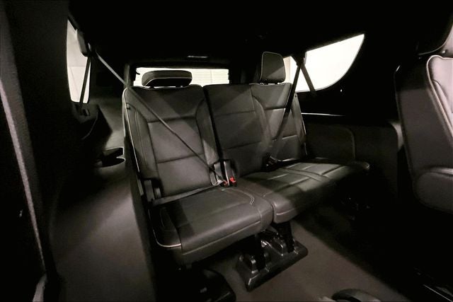 2023 Chevrolet Suburban Premier 4x4 - Htd/Cooled Leather - Blind Spot Detection