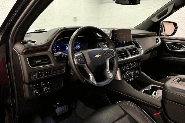 2024 Chevrolet Suburban Premier 4x4-Pano Roof-Htd/Cooled Leather-Blind Spot Monito
