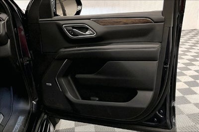 2024 Chevrolet Suburban Premier 4x4-Pano Roof-Htd/Cooled Leather-Blind Spot Monito