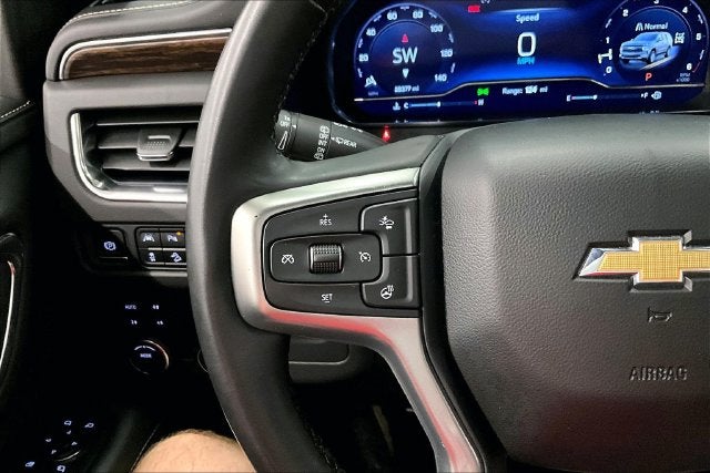 2024 Chevrolet Suburban Premier 4x4-Pano Roof-Htd/Cooled Leather-Blind Spot Monito