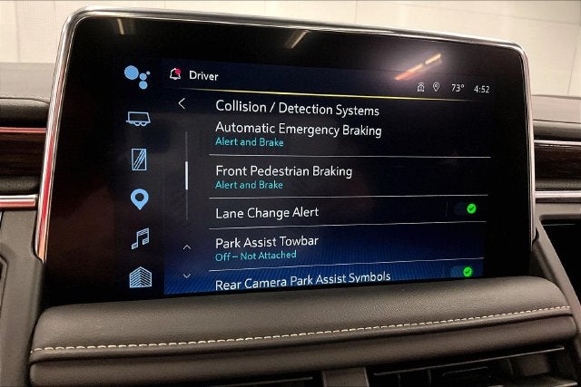 2024 Chevrolet Suburban Premier 4x4-Pano Roof-Htd/Cooled Leather-Blind Spot Monito