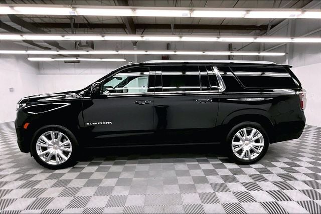 2023 Chevrolet Suburban High Country