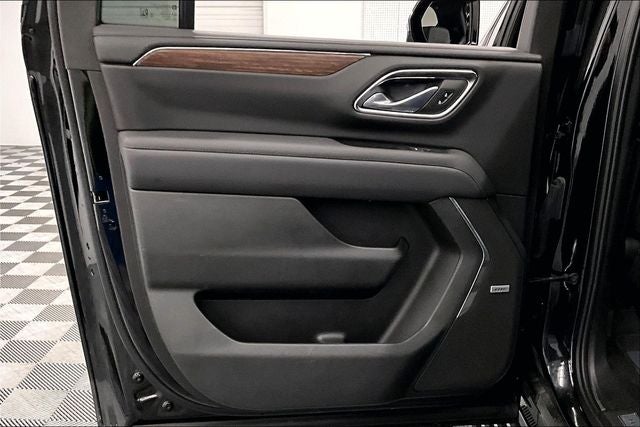 2023 Chevrolet Suburban High Country