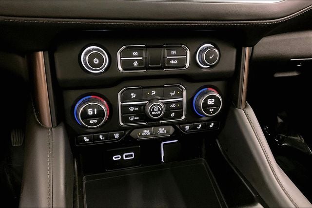 2023 Chevrolet Suburban High Country