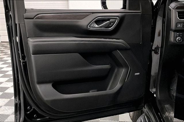 2023 Chevrolet Tahoe LT 4x4 - Diesel - Signature Pkg - Luxury Pkg