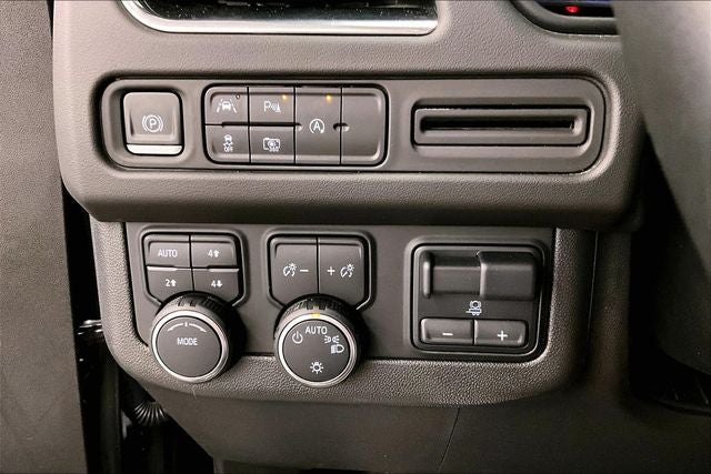 2023 Chevrolet Tahoe LT 4x4 - Diesel - Signature Pkg - Luxury Pkg