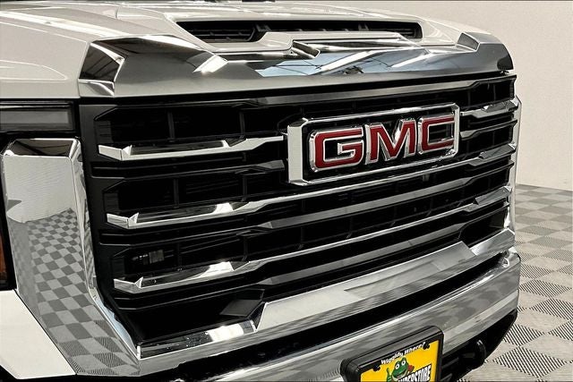 2024 GMC Sierra 3500HD SLE Long Bed - 4x4 - Diesel - Htd Seats - Remote Start